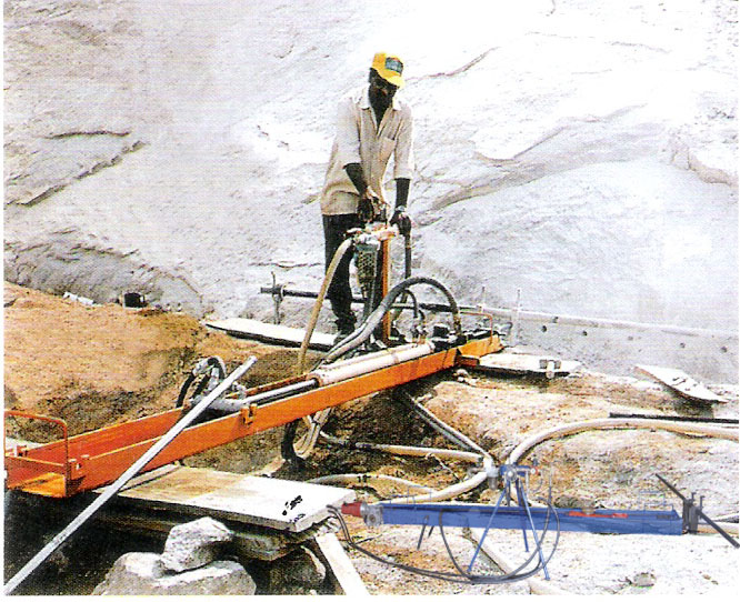 Single Hammer Rock Driller-2